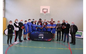 Trois basketteurs pros des Canonniers de Metz à l'IMPro de Morhange