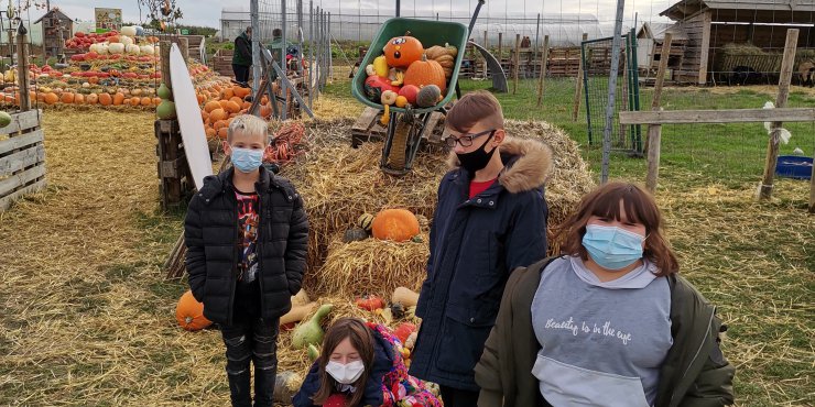 Les enfants du DITEP préparent Halloween