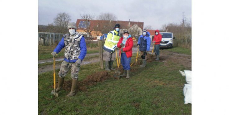 L'IMPro de Morhange à Givrycourt pour planter des haies et des arbres