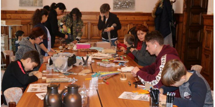 Les jeunes du DITEP préparent leur premier marché de Noël
